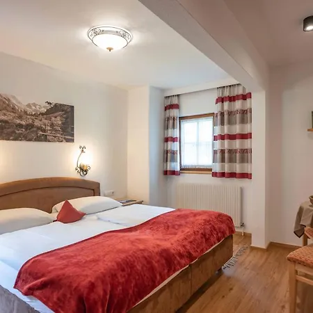 Gaestehaus Schneeberger Guest house Mayrhofen
