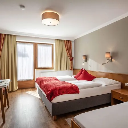 Guest house Gaestehaus Schneeberger 2*