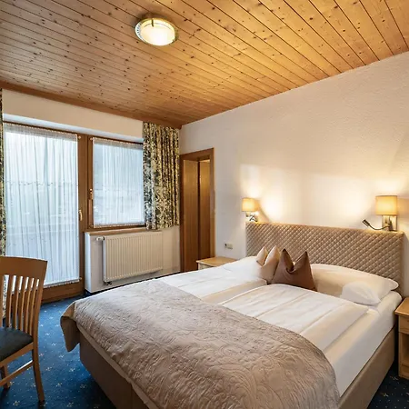 招待所 Schneeberger